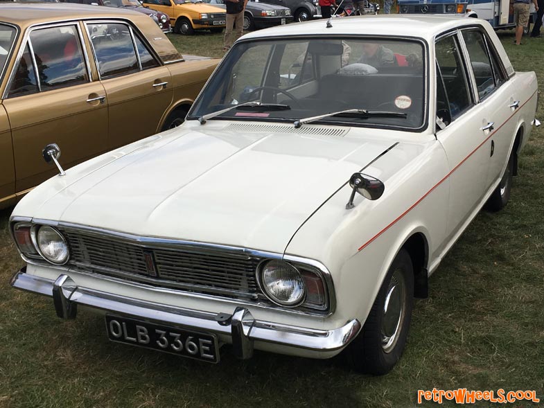 1967 mk2 Ford Cortina Super