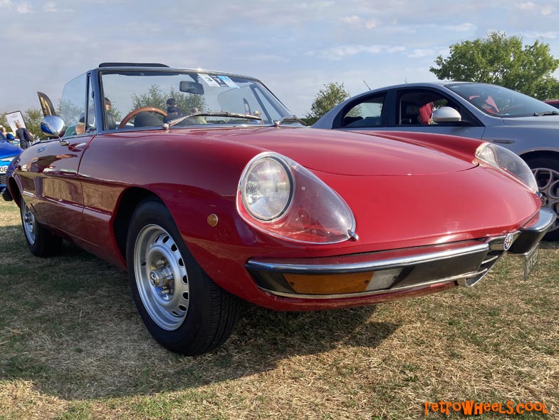 1975 Alfa Romeo 2000 Spider Veloce