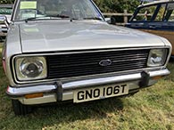 Note the rectangular grille of the Ford Escort mk2